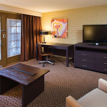 Doubletree Suites By Hilton Tucson-Williams Center Extérieur photo