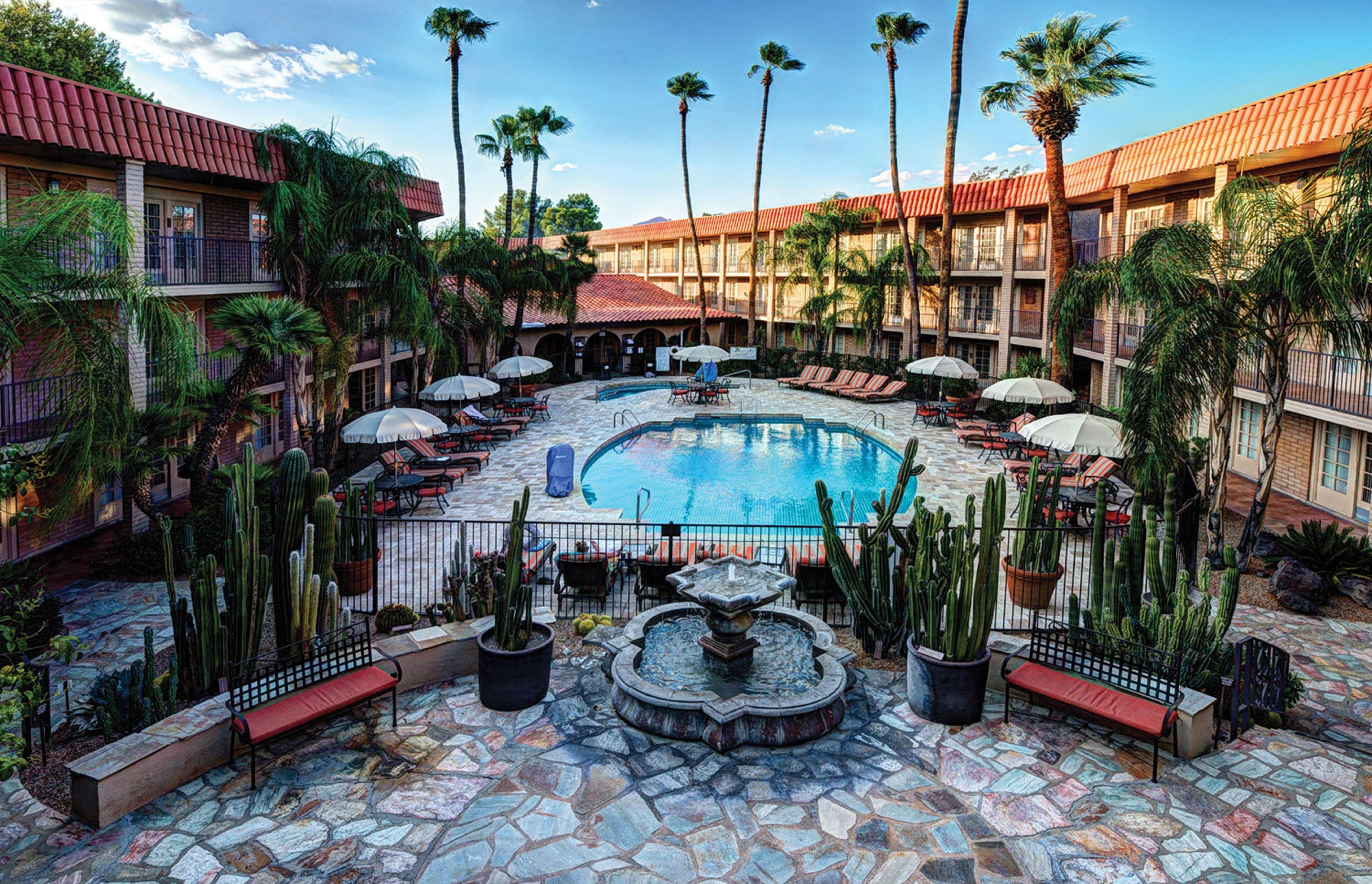 Doubletree Suites By Hilton Tucson-Williams Center Extérieur photo